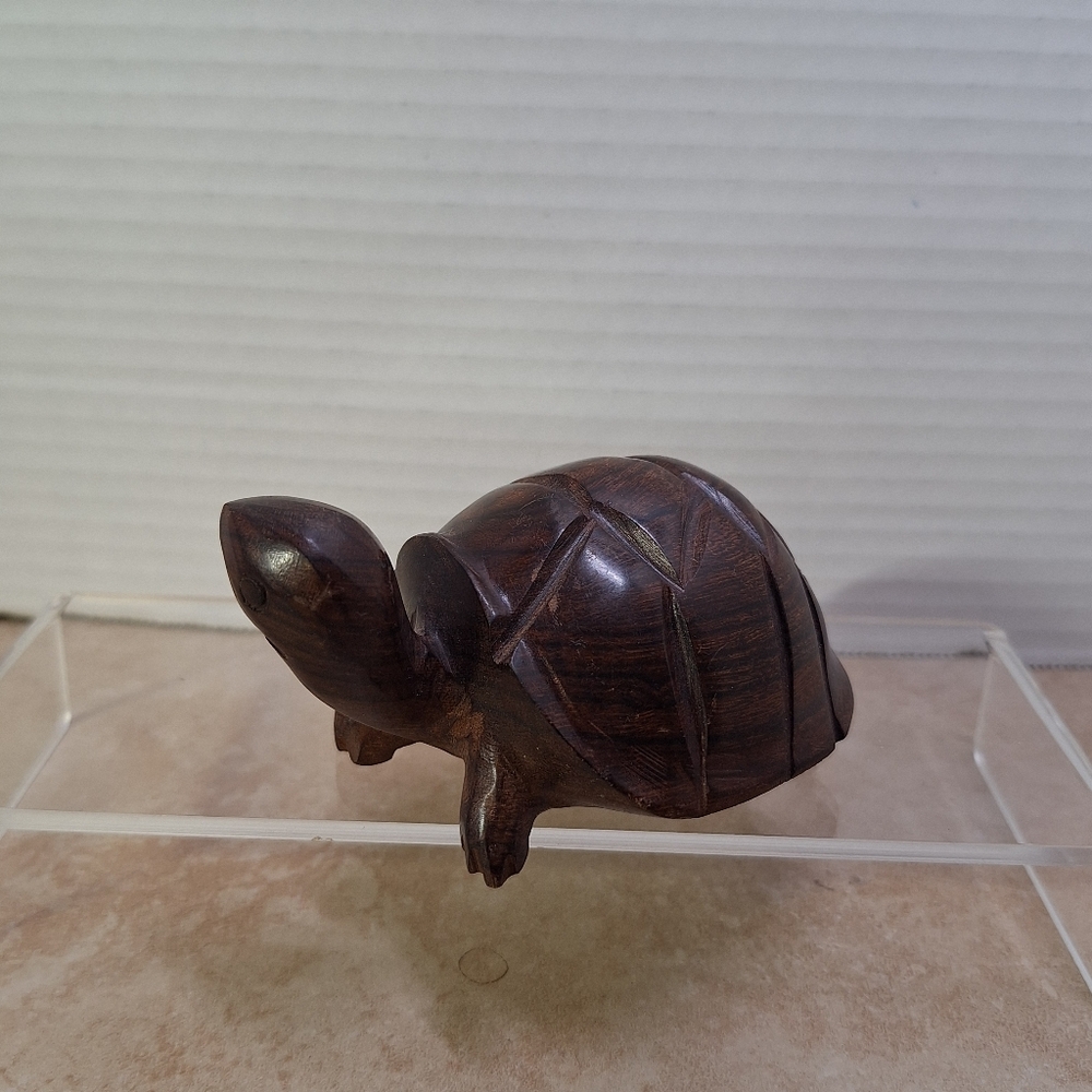 Vintage Hand Carved Ironwood Turtle Desert Tortoise Sculpture Figurine 4" Detail